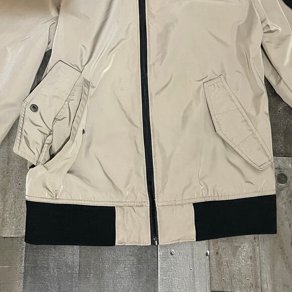 Hollister Classic Bomber Jacket Water Resistant Tan Black Zip Front Men’s sz M - Picture 9 of 16